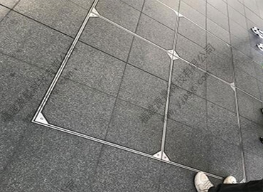 西寧不銹鋼隱形井蓋效果圖_不銹鋼隱形井蓋使用特點及應(yīng)用范圍